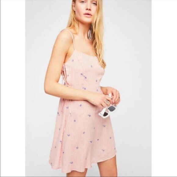 NWT Free People Garden Grove Pink and White Striped Palm Tree Print Slip Dress - Picture 2 of 12